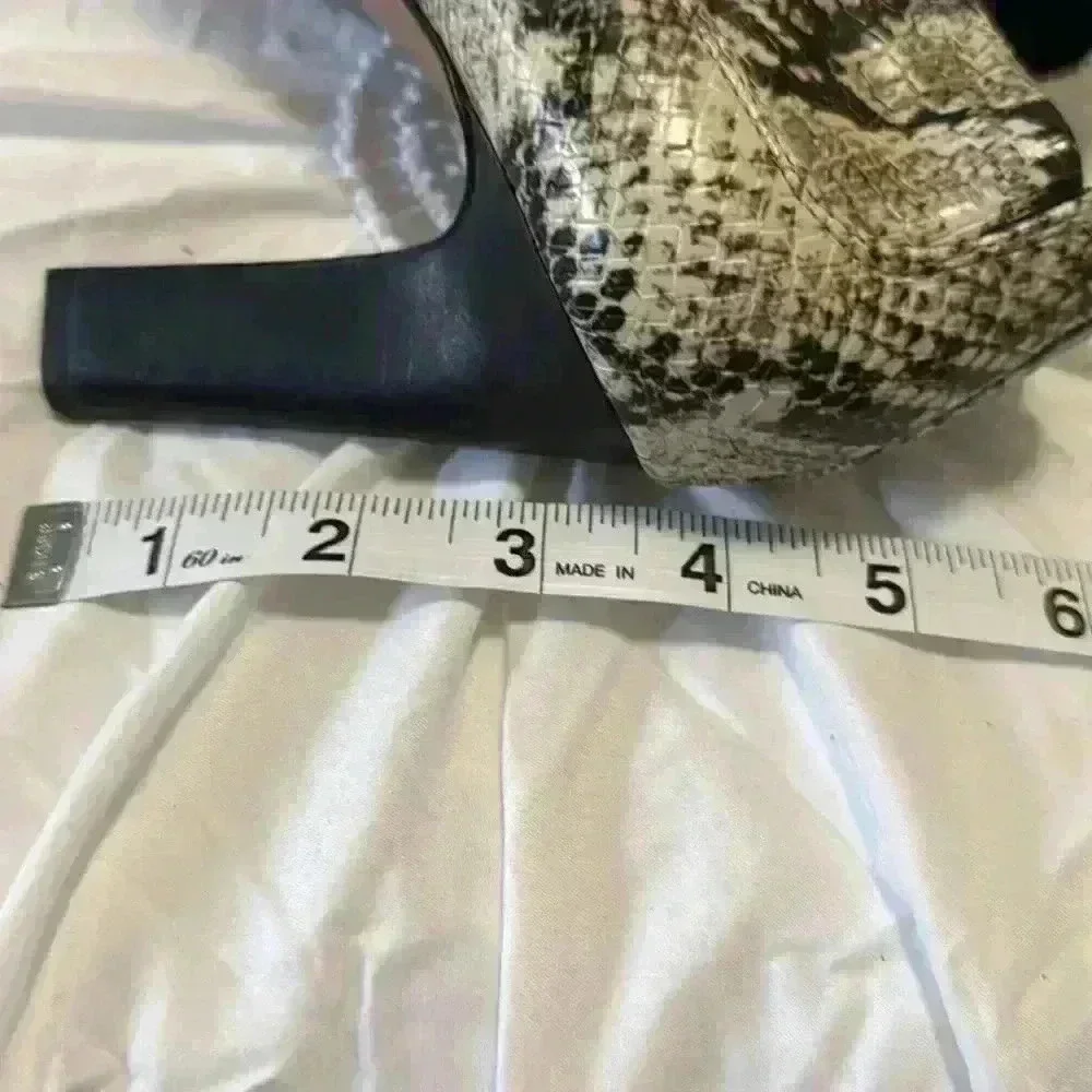 Franco Sarto Booties Snakeskin Print Size 7
